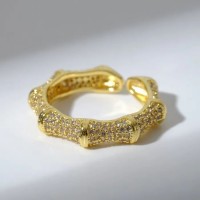 Кольцо 'Классика' соединение, цвет белый в золоте, безразмерное Кольцо 'Классика' соединение, цвет белый в золоте, безразмерное